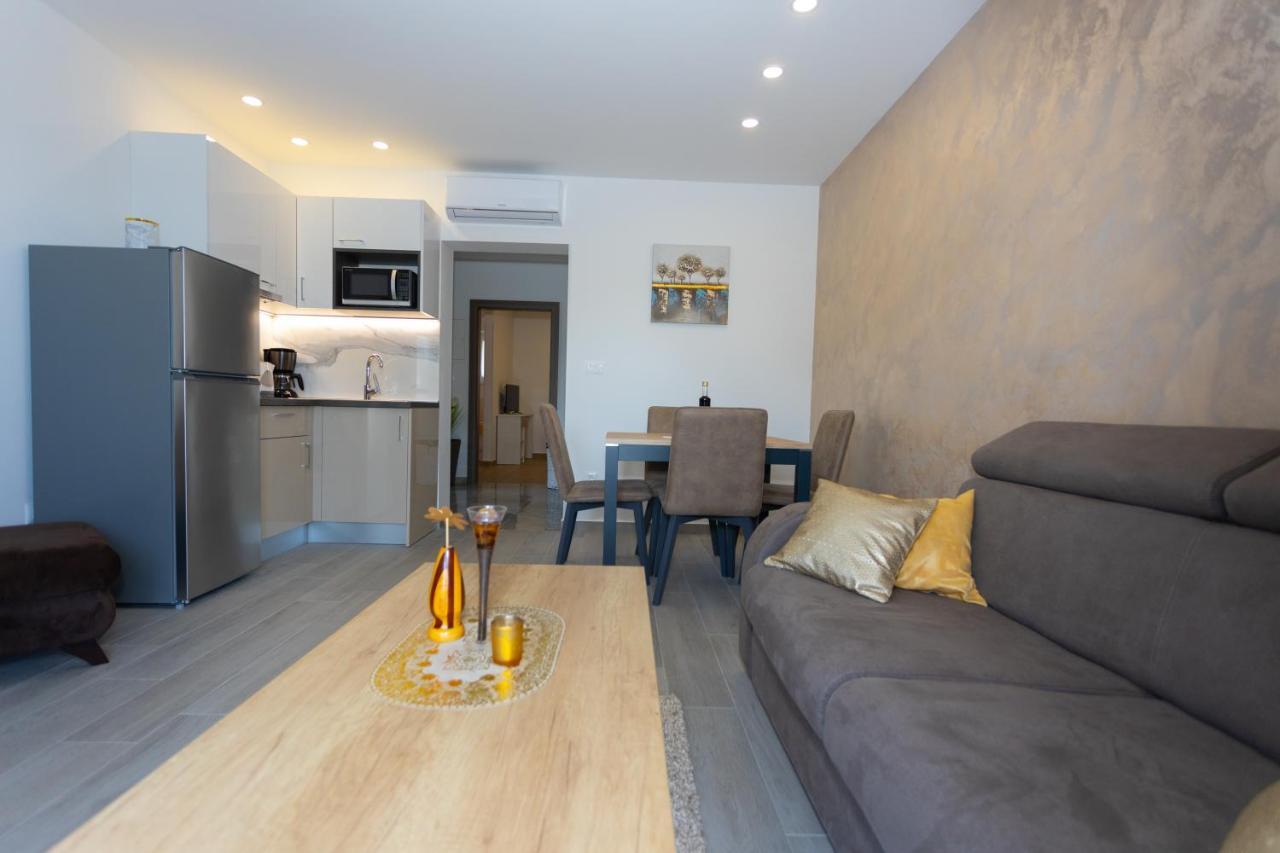 Apartments Vicin Brela Exterior foto